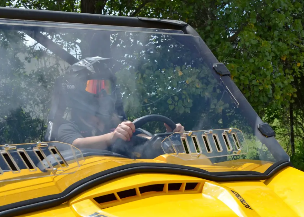 Can-Am Commander Scratch-Resistant Vented Full Windshield
